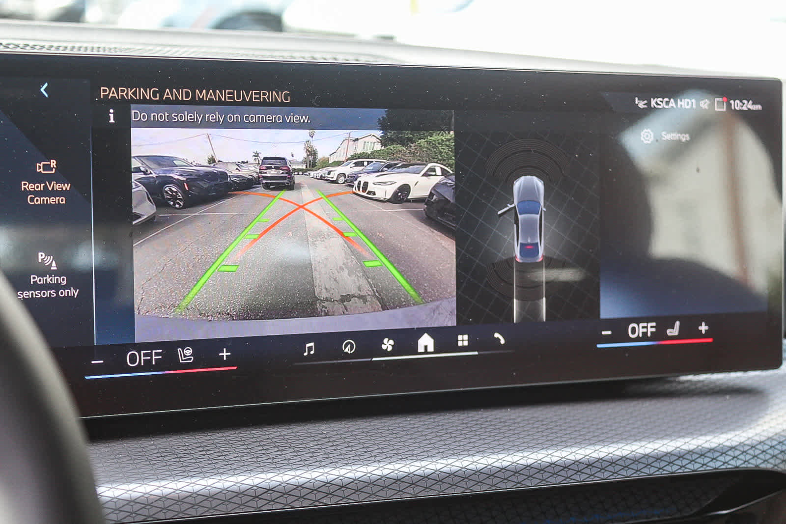 Used 2025 BMW i4 eDrive40 w/ Premium Package image 23