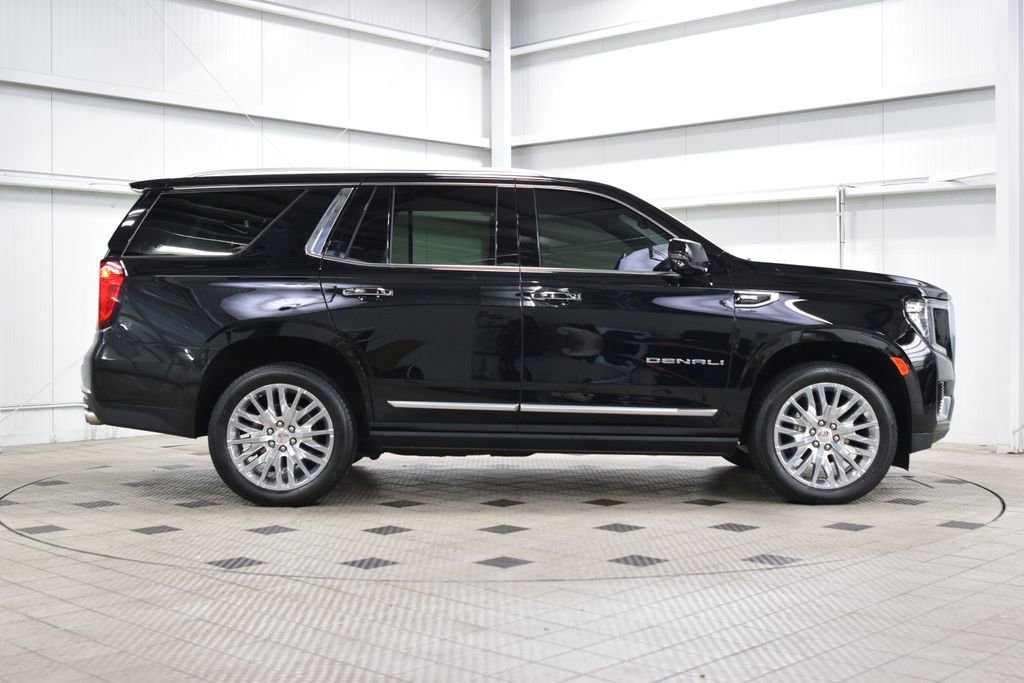 Used 2024 GMC Yukon Denali AWD/4WD image 9