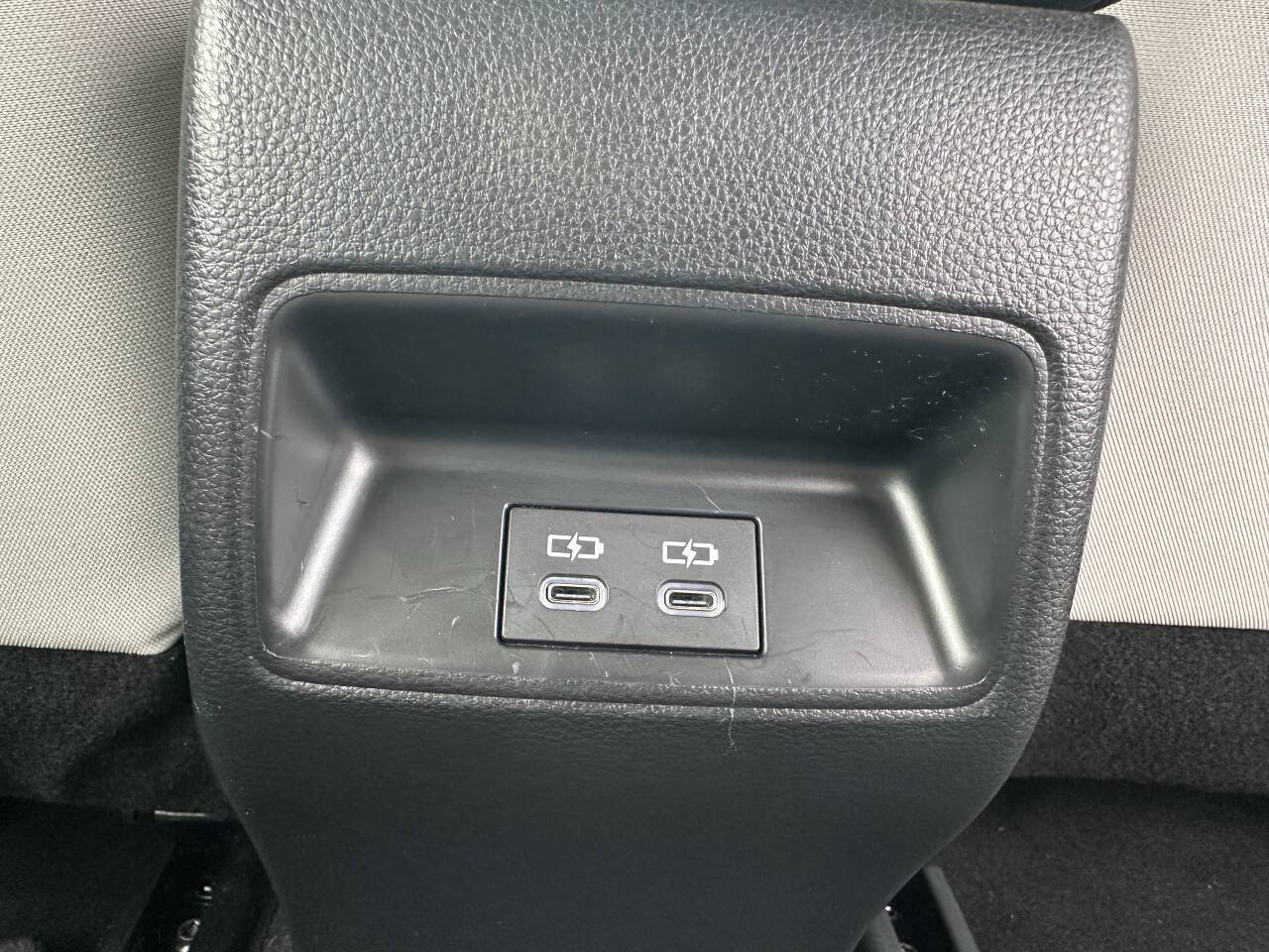 Used 2023 Toyota Corolla LE w/ Carpet Mat Package (TMS) FWD image 30