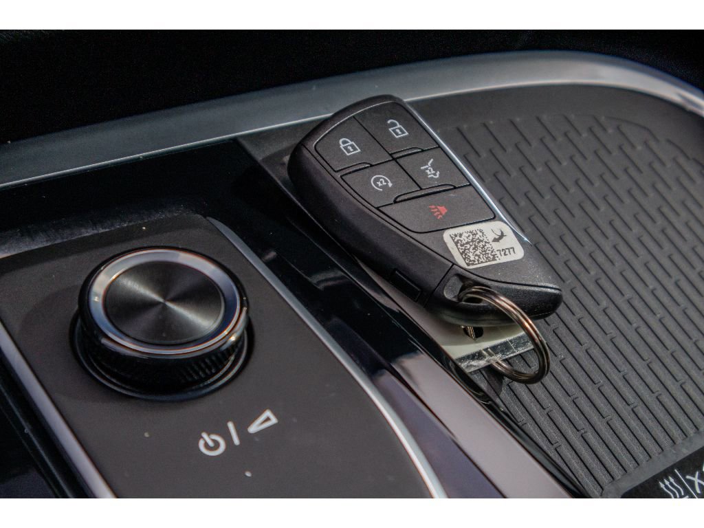 Used 2025 Buick Enclave Sport Touring w/ Power Package image 30