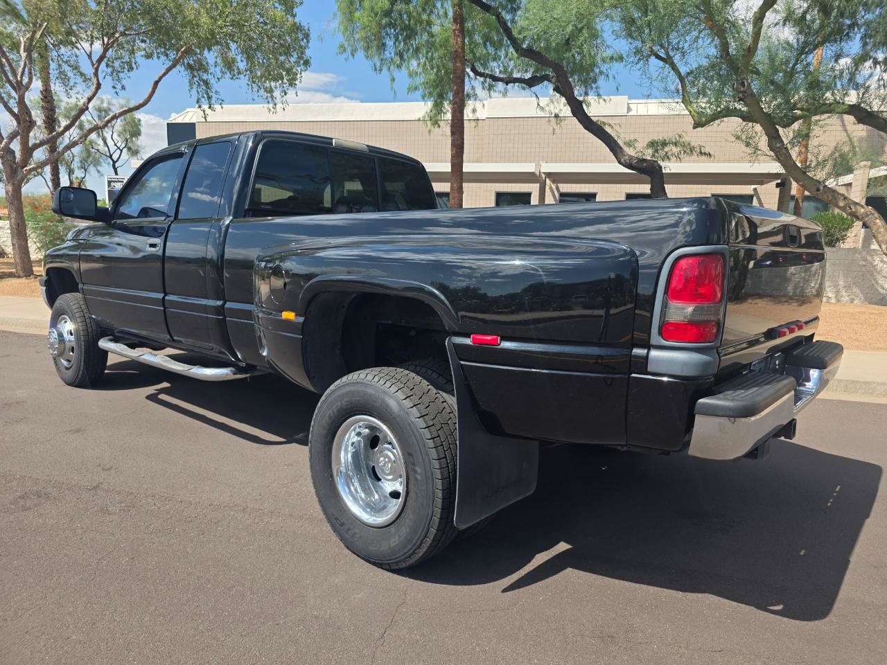 Used 2001 Dodge Ram 3500 Truck 4x4 Quad Cab image 4