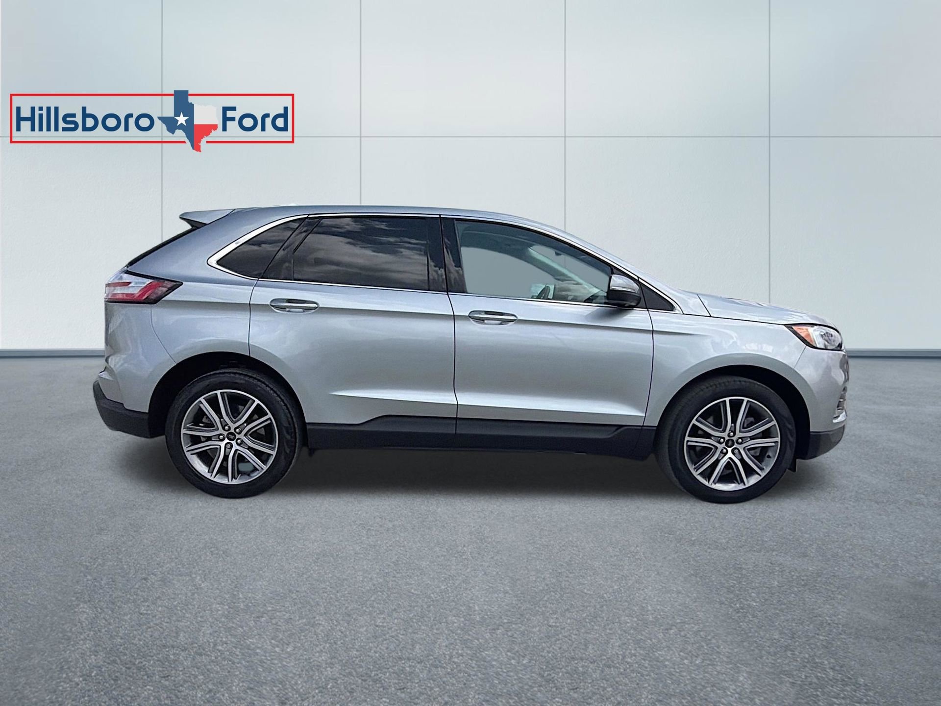Used 2024 Ford Edge Titanium w/ Equipment Group 301A AWD/4WD image 5