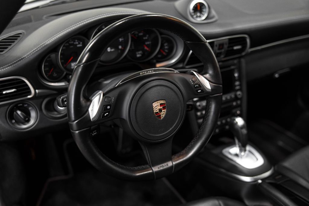 Used 2011 Porsche 911 Carrera GTS RWD image 18