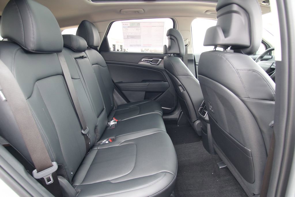 New 2026 Kia Sportage EX image 9
