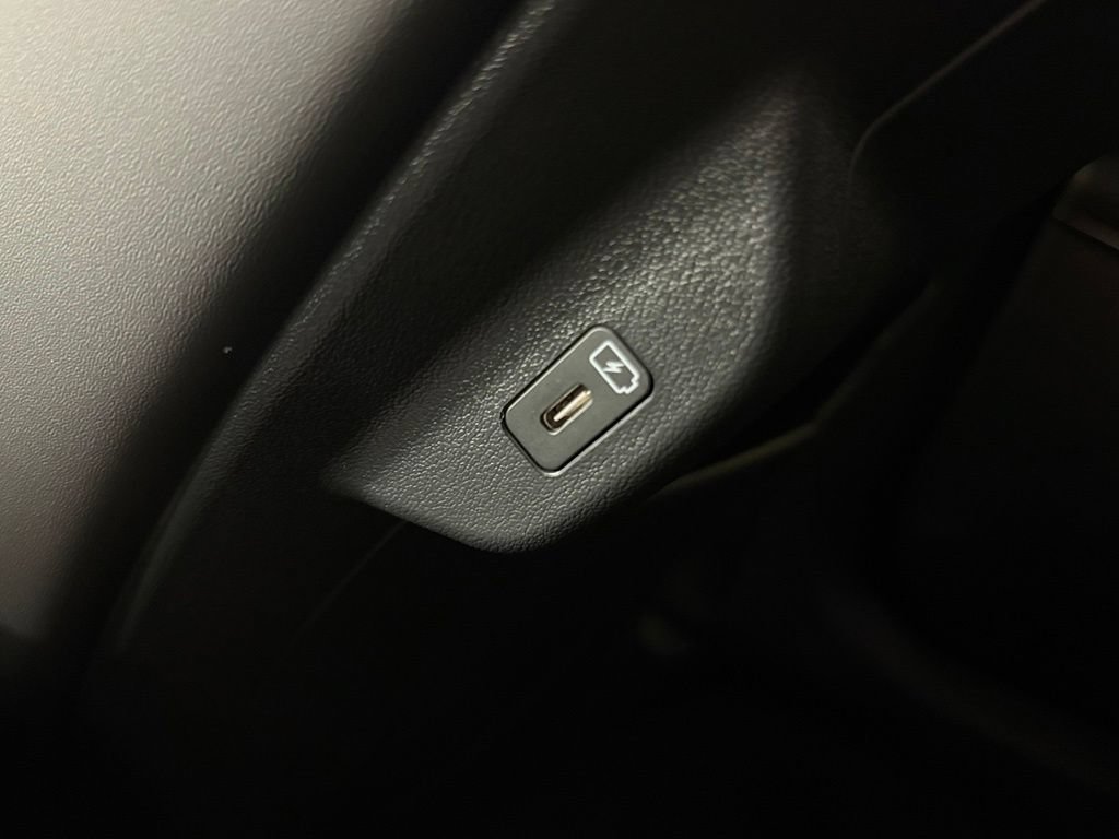 New 2026 Kia Niro Wind FWD image 35