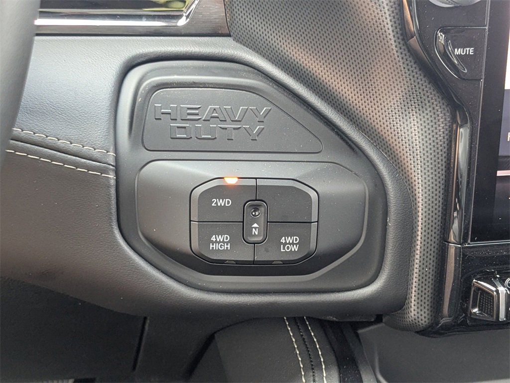New 2026 RAM 2500 Limited image 31