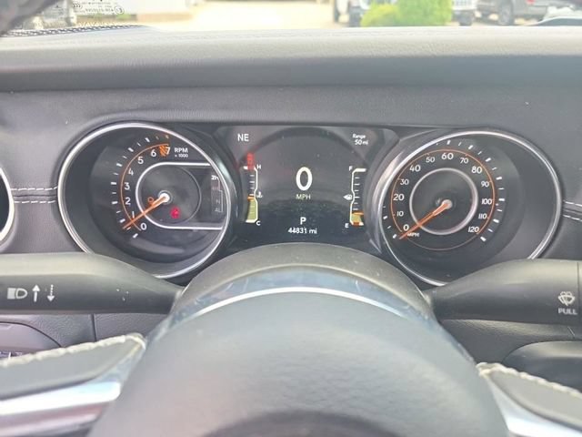 Used 2022 Jeep Gladiator Overland w/ Popular Equipment Package AWD/4WD image 10