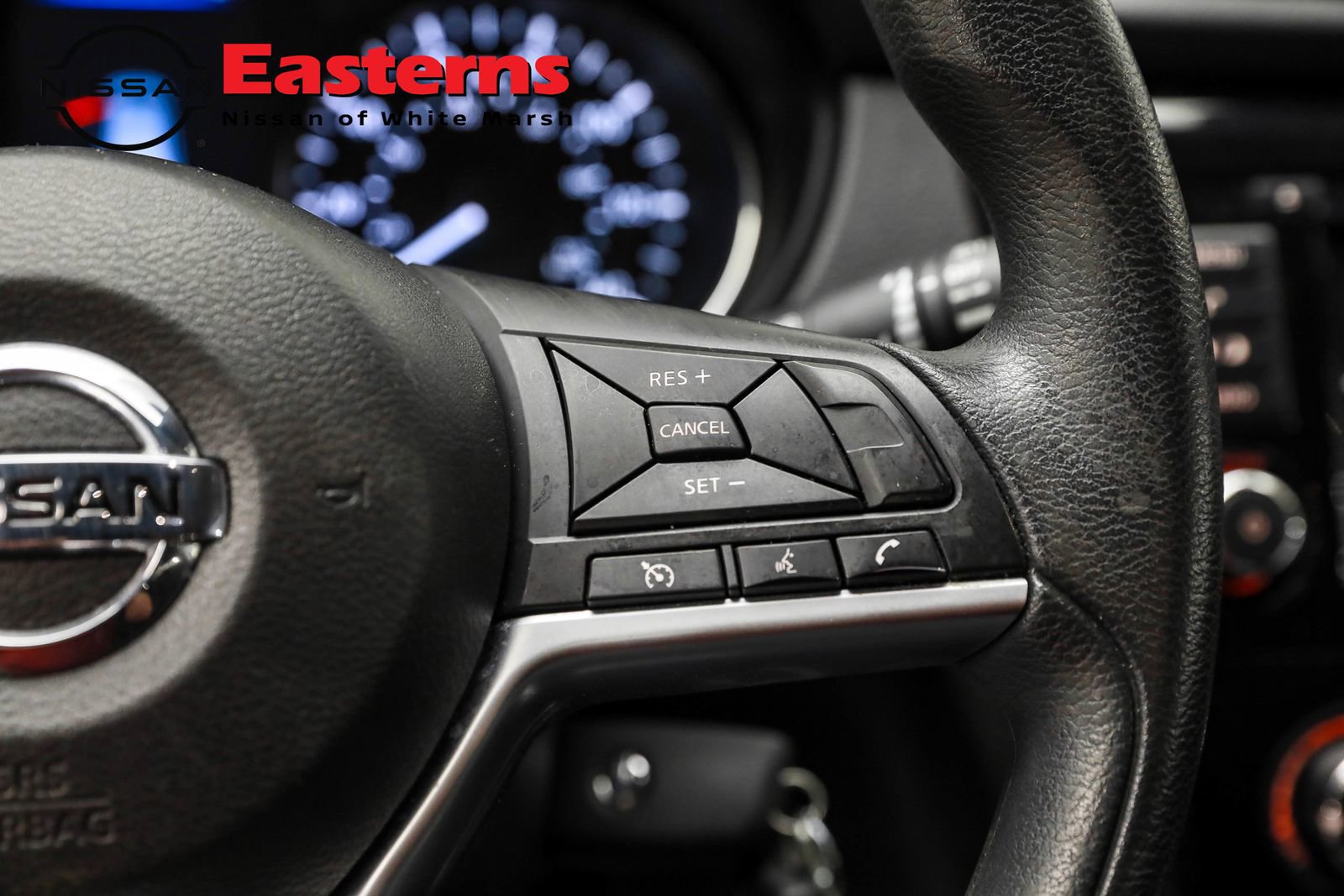 Used 2022 Nissan Rogue Sport S image 23