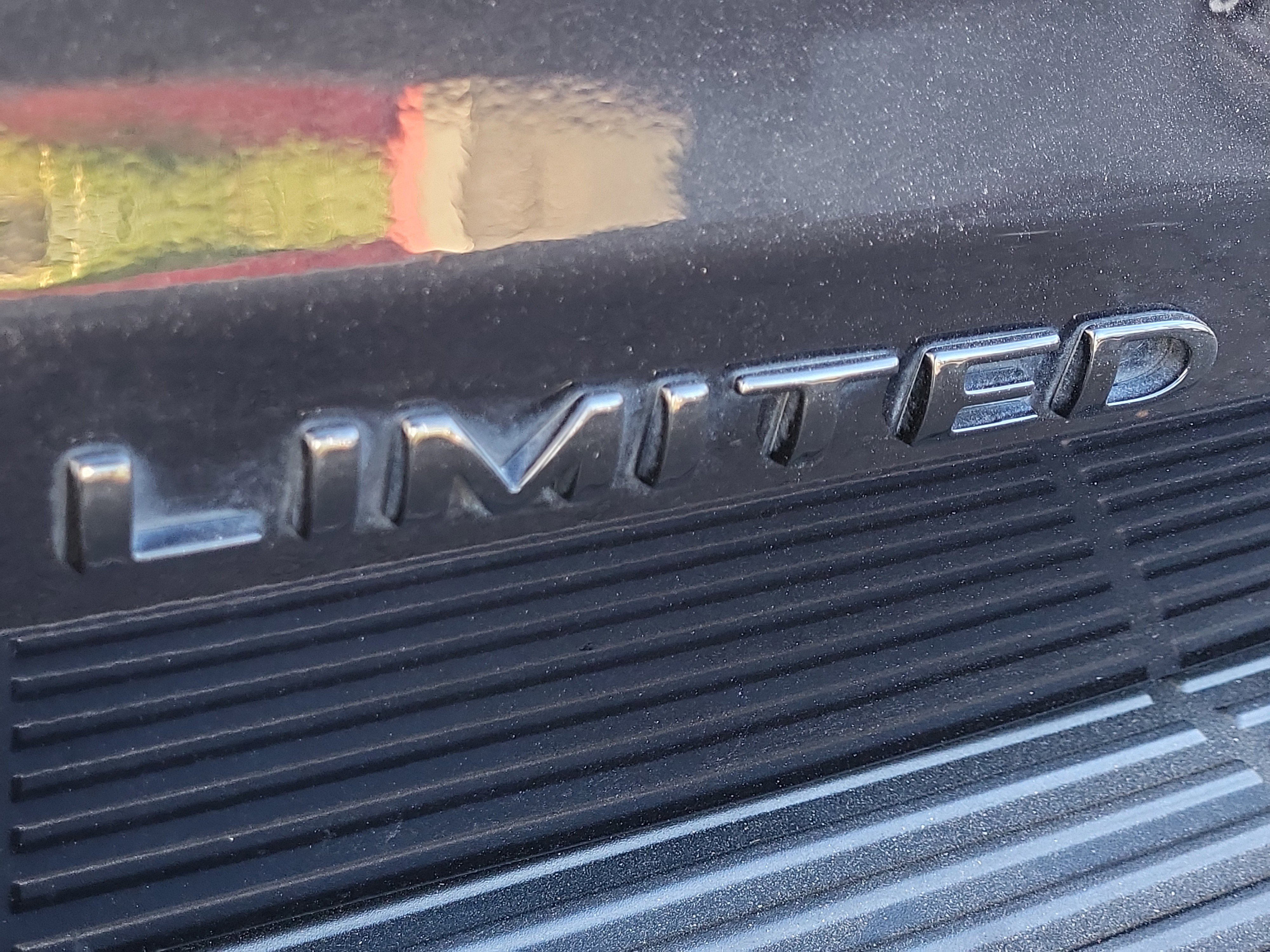 Used 2021 Ford Expedition Limited image 14