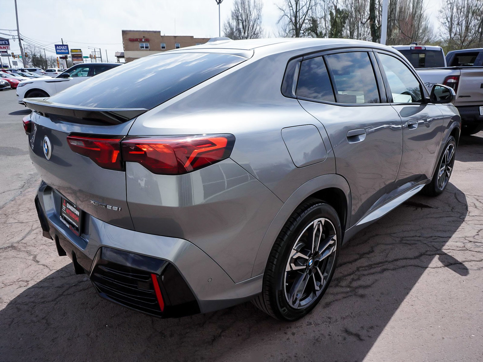 Used 2025 BMW X2 xDrive28i image 6