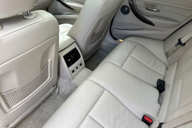 Used 2014 BMW 328i xDrive 328i xDrive 4D Wagon image 12