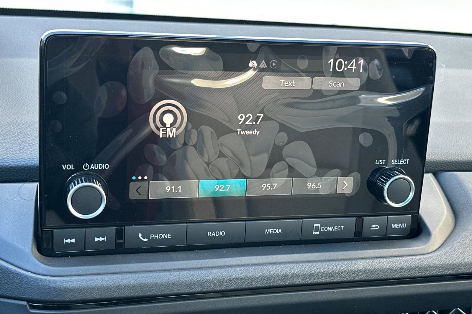 Certified 2025 Honda Accord SE image 21