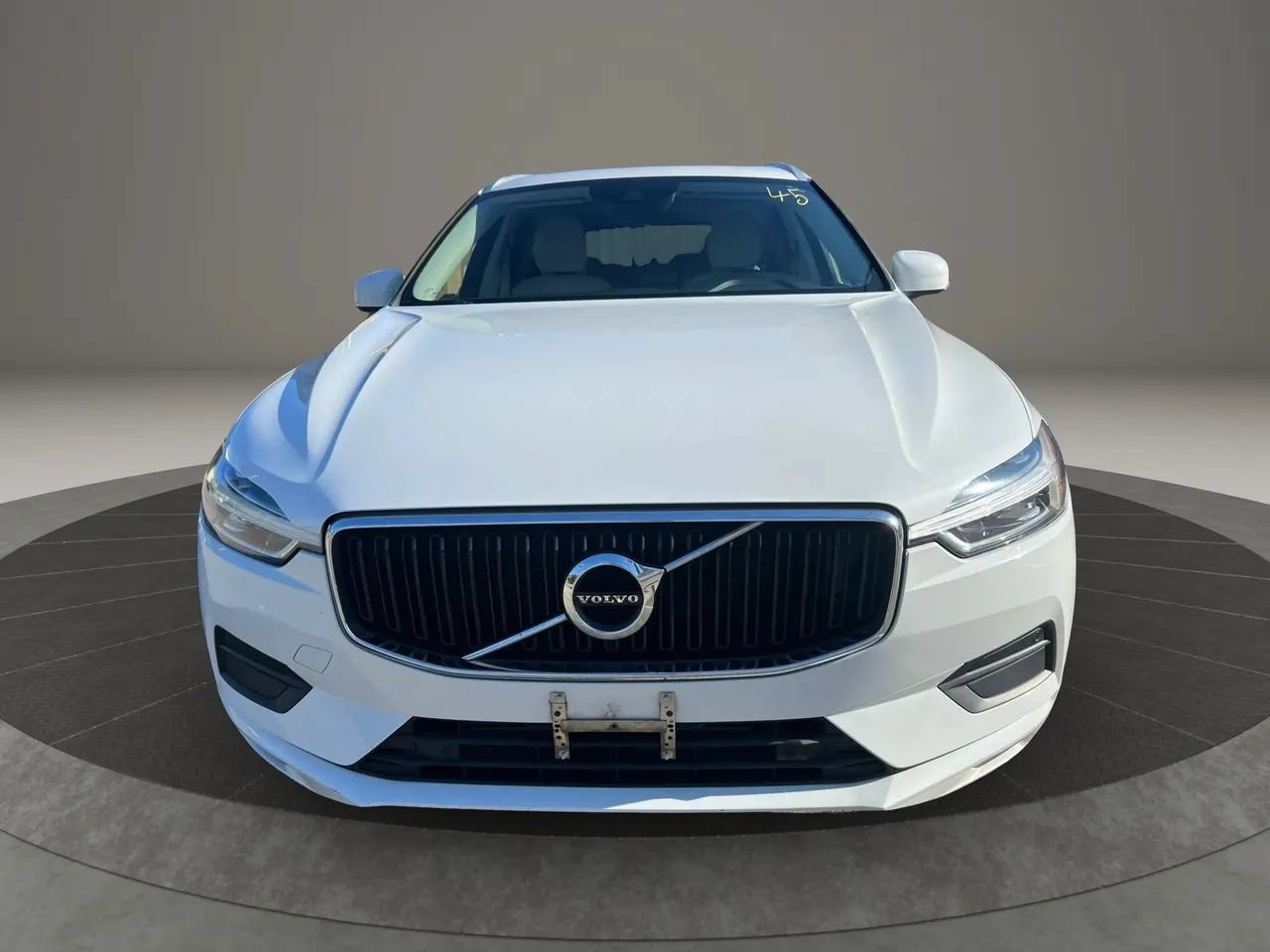 Used 2019 Volvo XC60 T5 Momentum w/ Premium Package AWD/4WD image 2