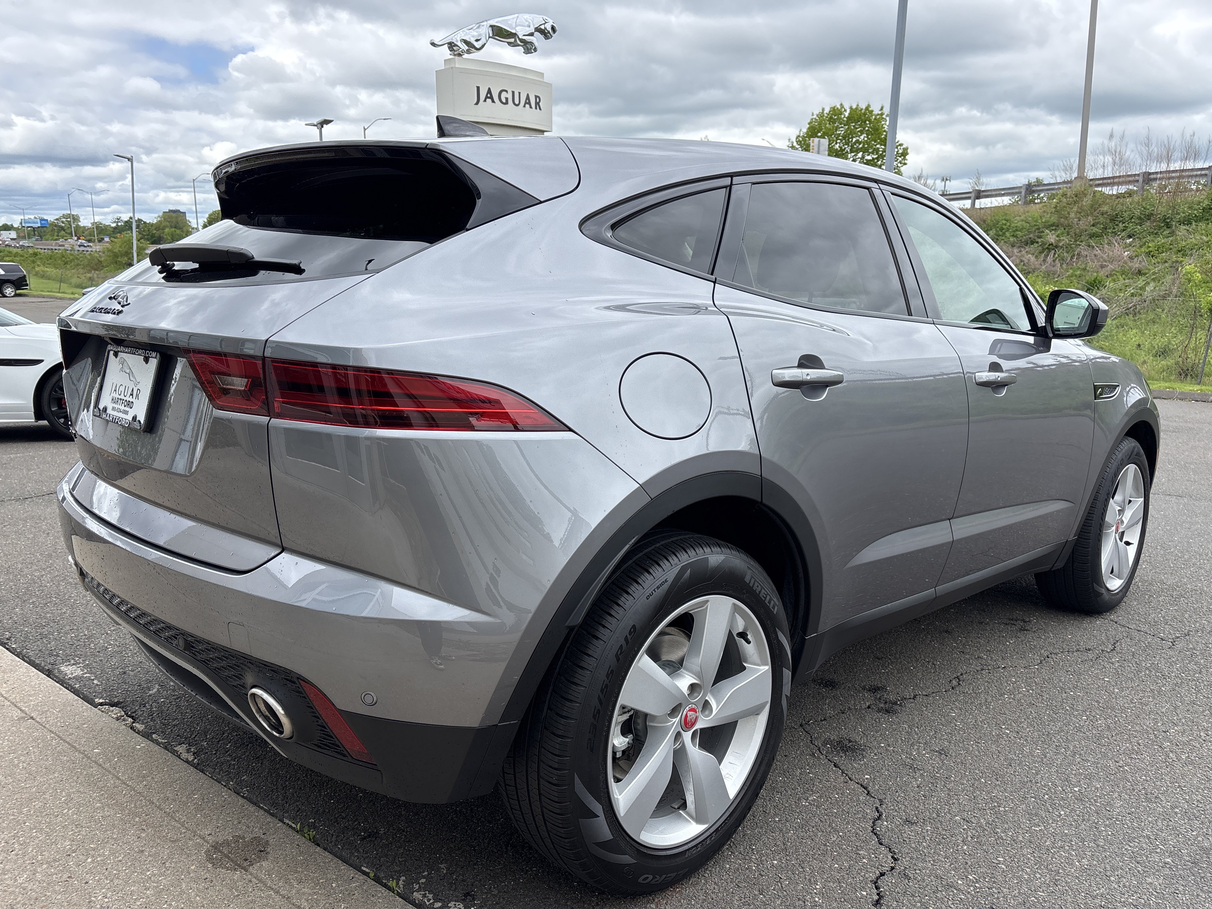 Certified 2023 Jaguar E-PACE SE AWD/4WD image 4