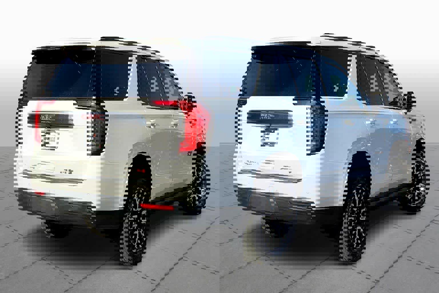 Used 2024 GMC Yukon AT4 w/ AT4 Premium Package image 12