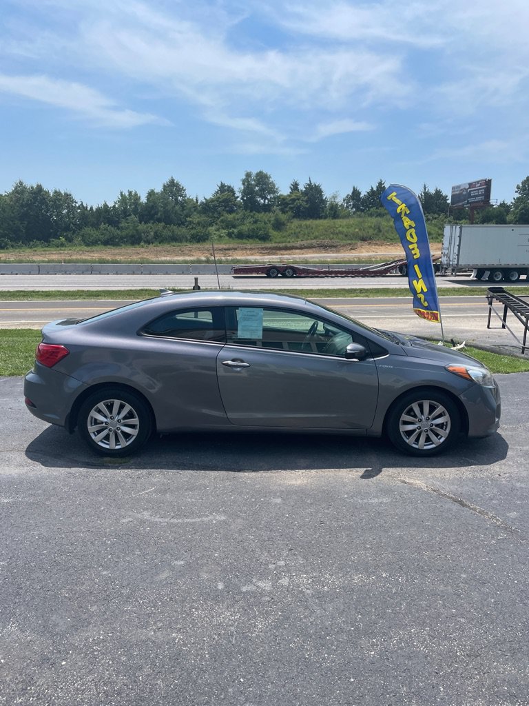 Used 2016 Kia Forte Koup EX FWD image 6