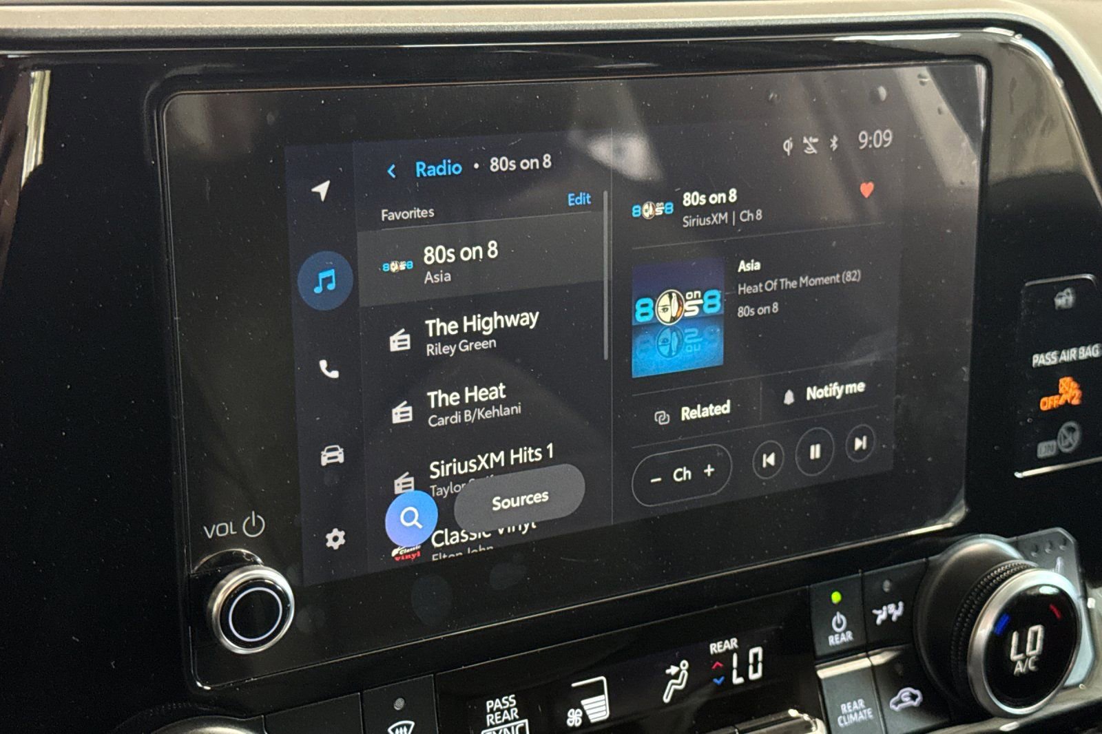 New 2026 Toyota Highlander XLE AWD/4WD image 22