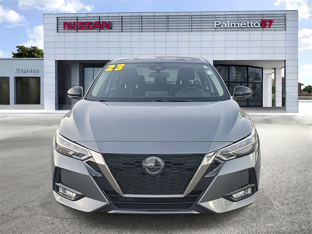 Used 2023 Nissan Sentra SR w/ Trunk Package image 2