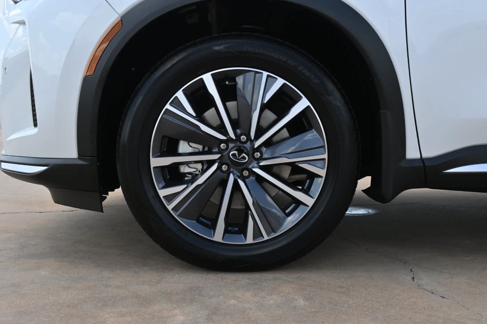 Certified 2026 INFINITI QX60 Luxe w/ Cargo Package FWD image 25