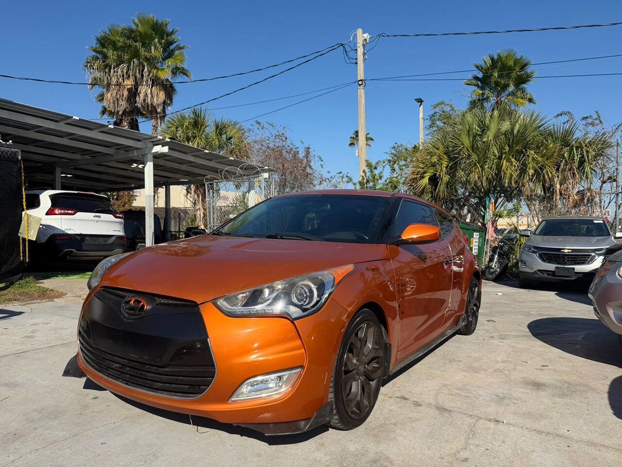Used 2015 Hyundai Veloster RE:FLEX Edition image 5