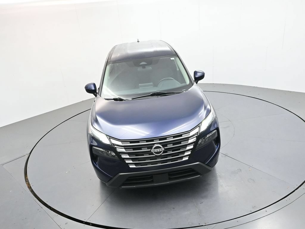 Used 2024 Nissan Rogue SV FWD image 23
