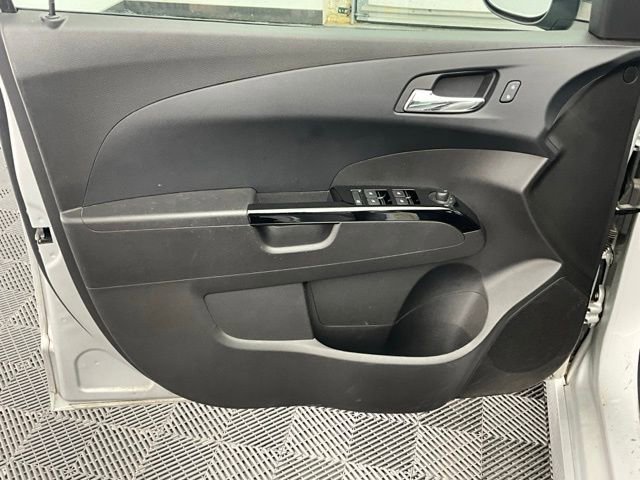 Used 2020 Chevrolet Sonic LT w/ RS Package image 14