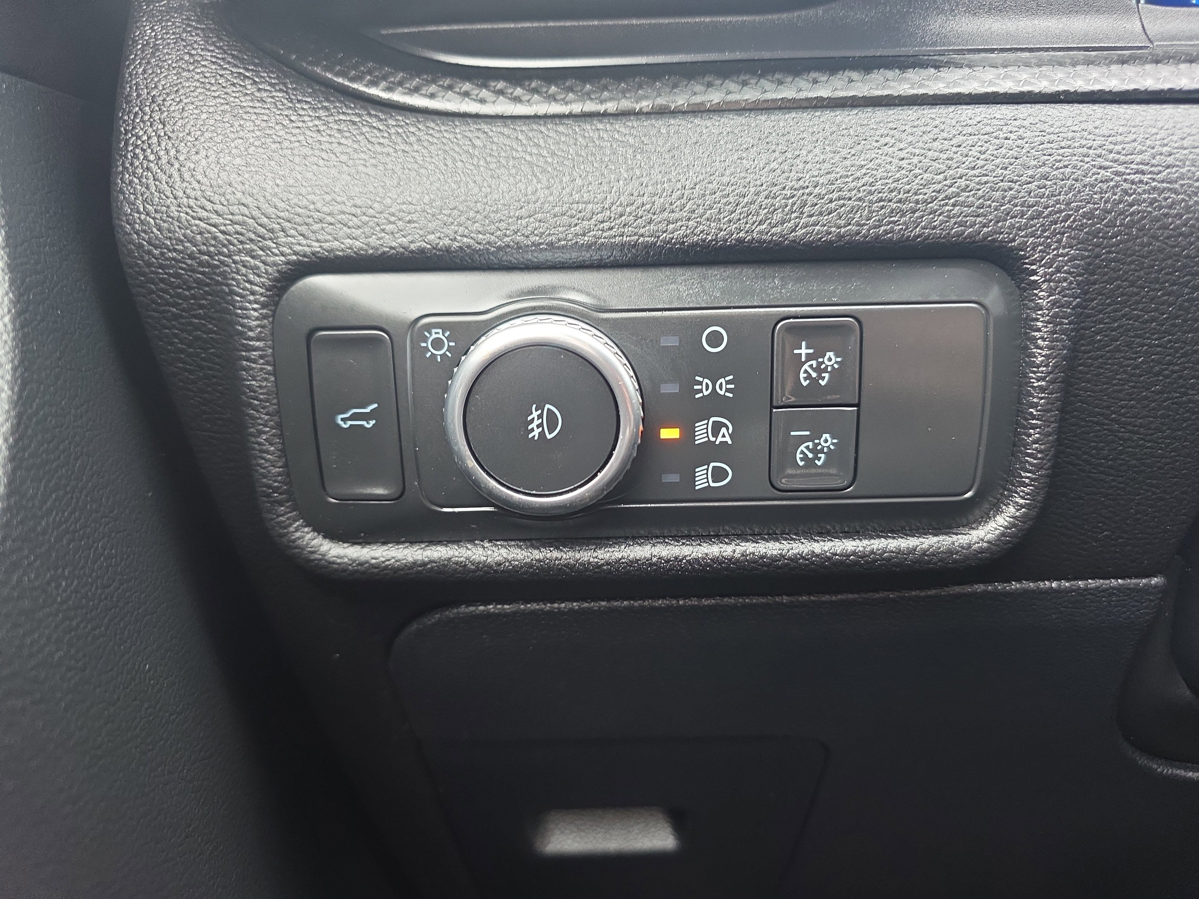 Used 2021 Ford Explorer ST w/ Equipment Group 401A image 39