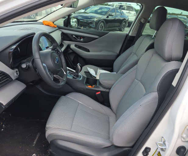 Used 2025 Subaru Legacy Premium AWD/4WD image 3