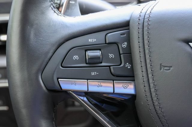 Used 2023 Cadillac Escalade V w/ LPO, ONYX Package AWD/4WD image 38