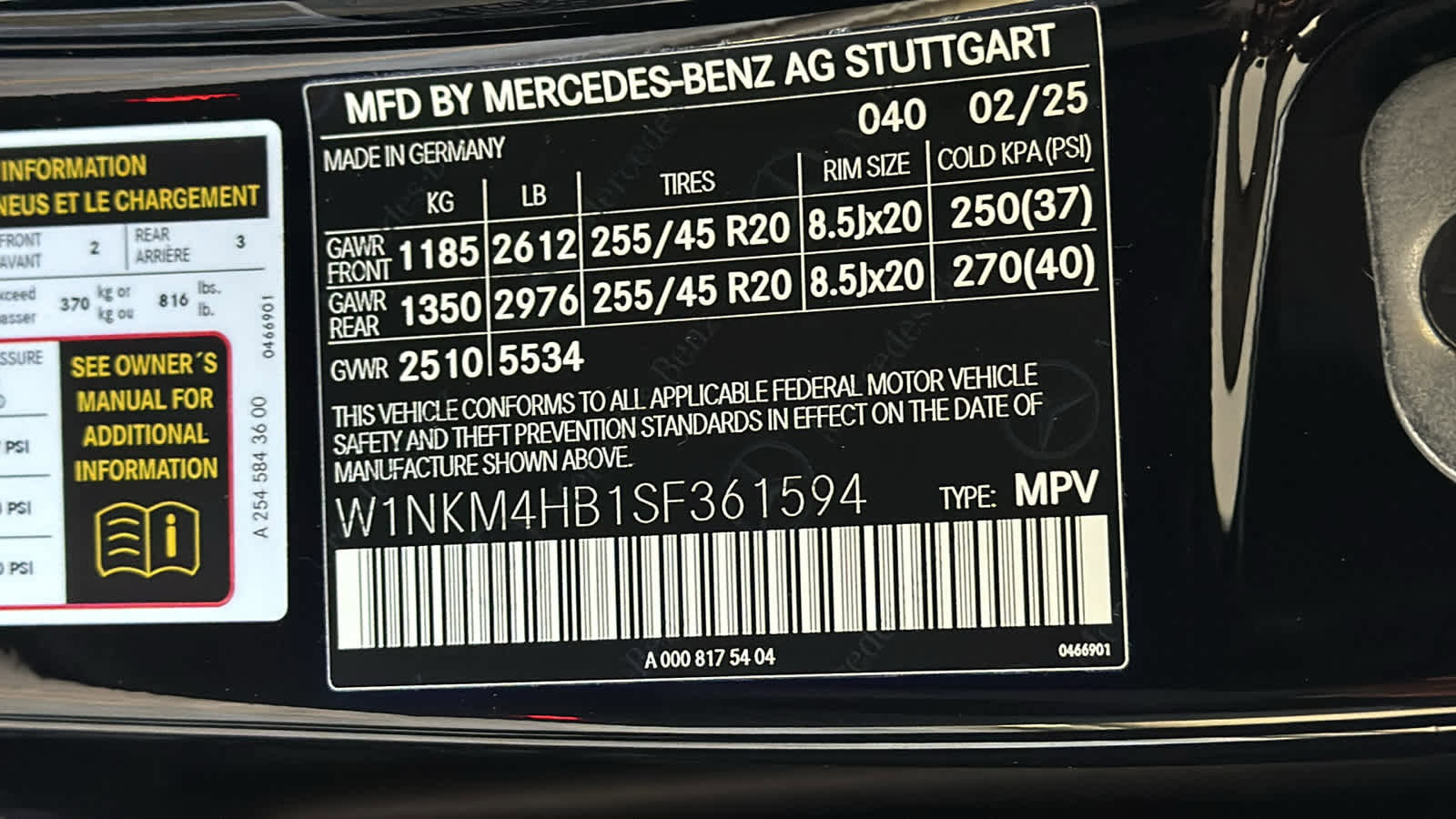 Used 2025 Mercedes-Benz GLC 300 4MATIC image 17