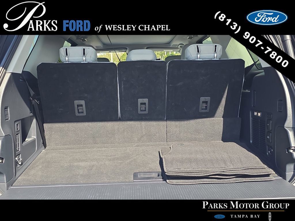 Certified 2025 Ford Expedition Platinum w/ Driver's Package image 8