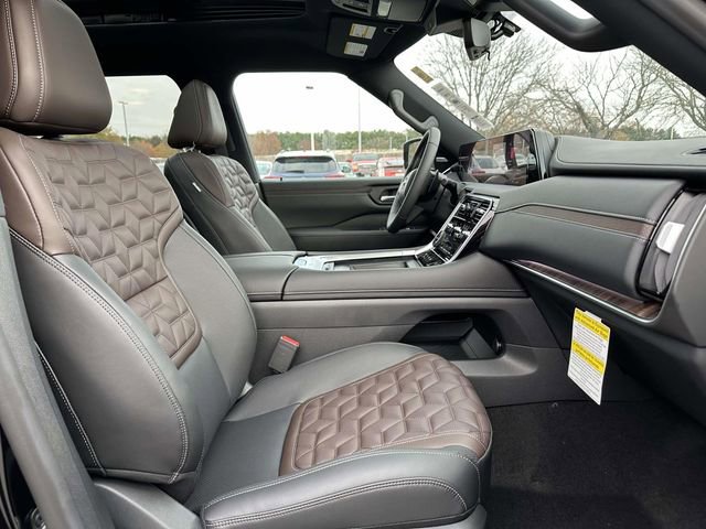 New 2026 Nissan Armada Platinum Reserve image 10