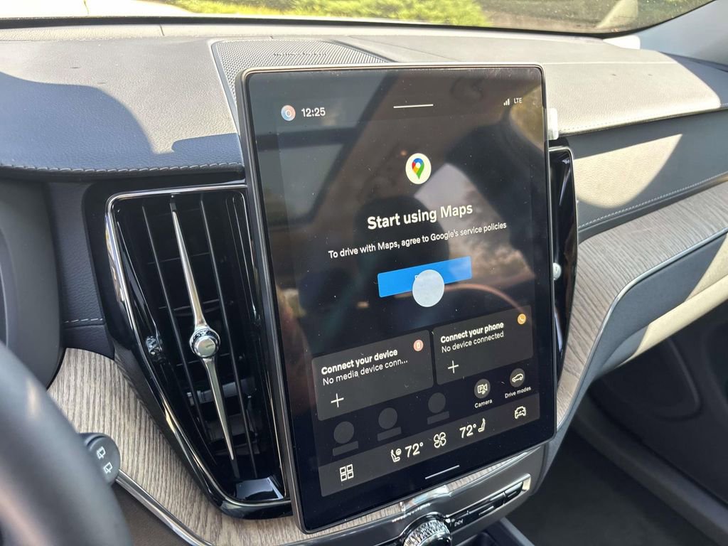 New 2026 Volvo XC60 B5 Ultra w/ Protection Package Premier image 19