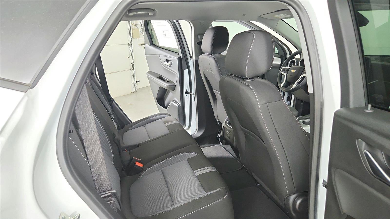 New 2026 Chevrolet Blazer LT w/ LPO, Black Sport Package image 18