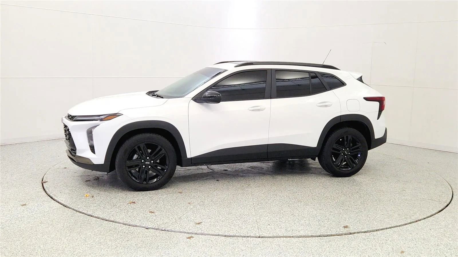 Used 2025 Chevrolet Trax ACTIV w/ Sunroof Package image 4