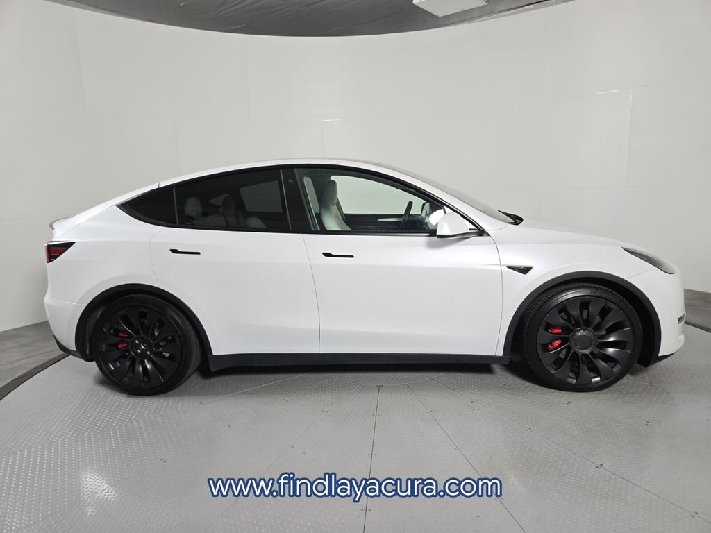 Used 2023 Tesla Model Y Performance AWD/4WD image 10