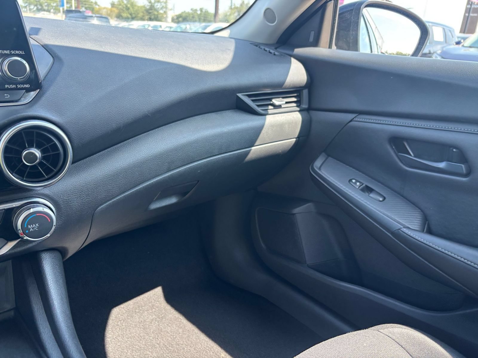 Used 2025 Nissan Sentra S FWD image 32