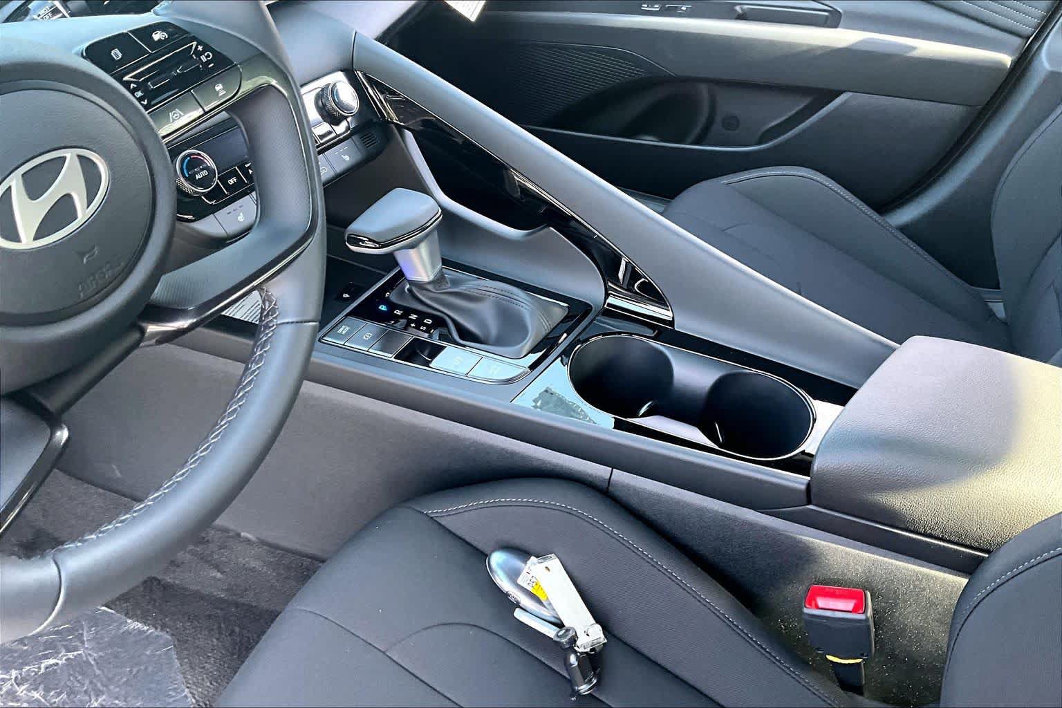 New 2026 Hyundai Elantra N Line FWD image 11
