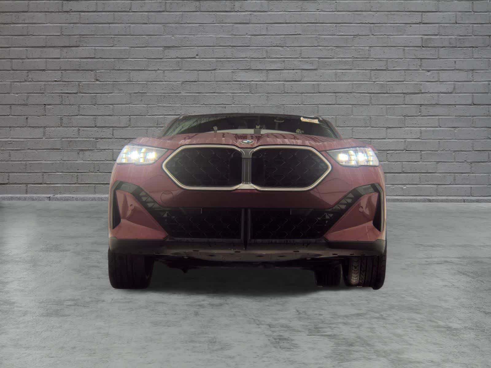 Used 2026 BMW X2 xDrive28i AWD/4WD image 3