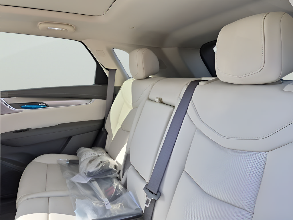 New 2026 Cadillac XT5 Premium Luxury w/ Driver Assist Package FWD image 22