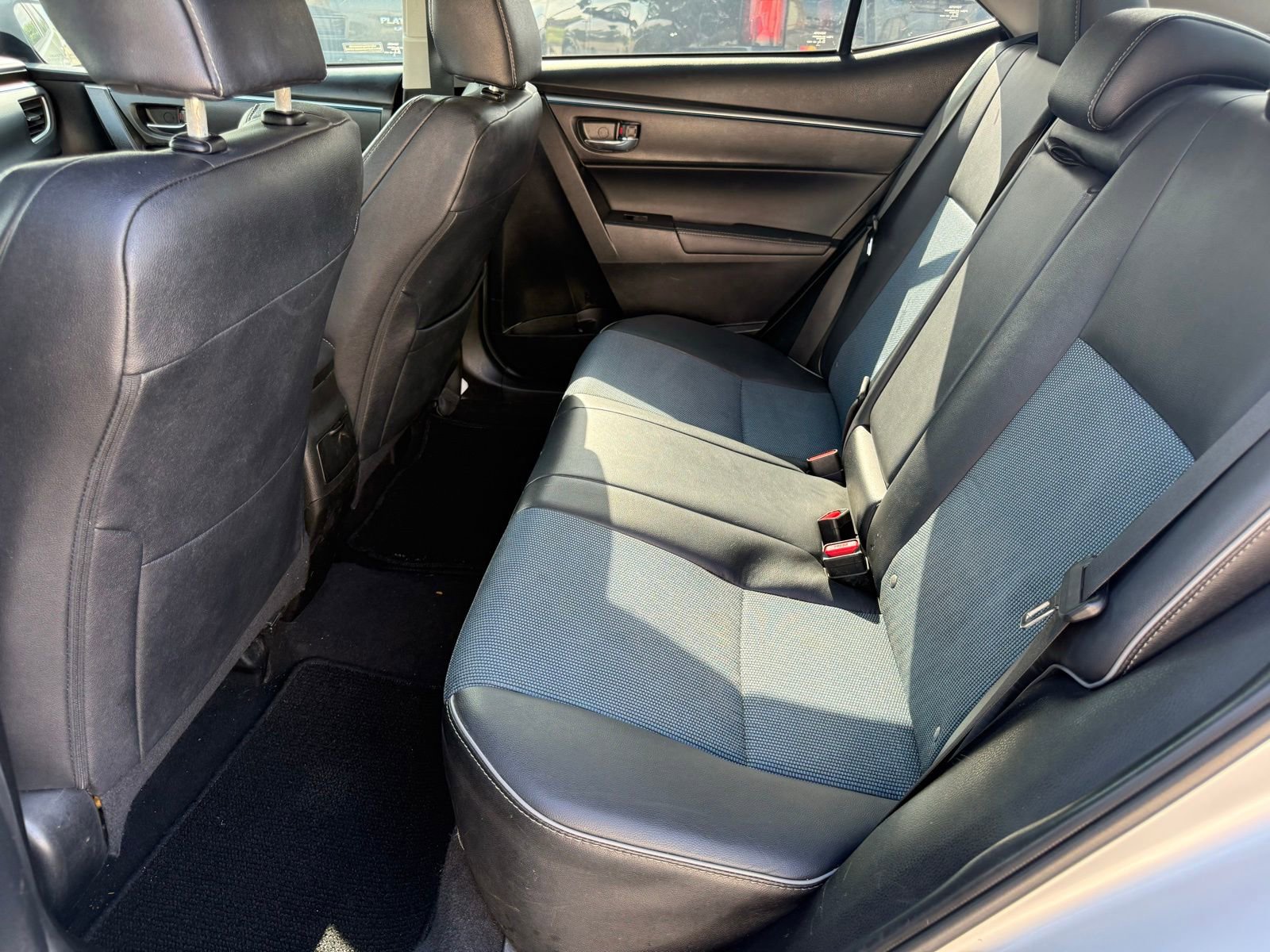 Used 2015 Toyota Corolla S image 12