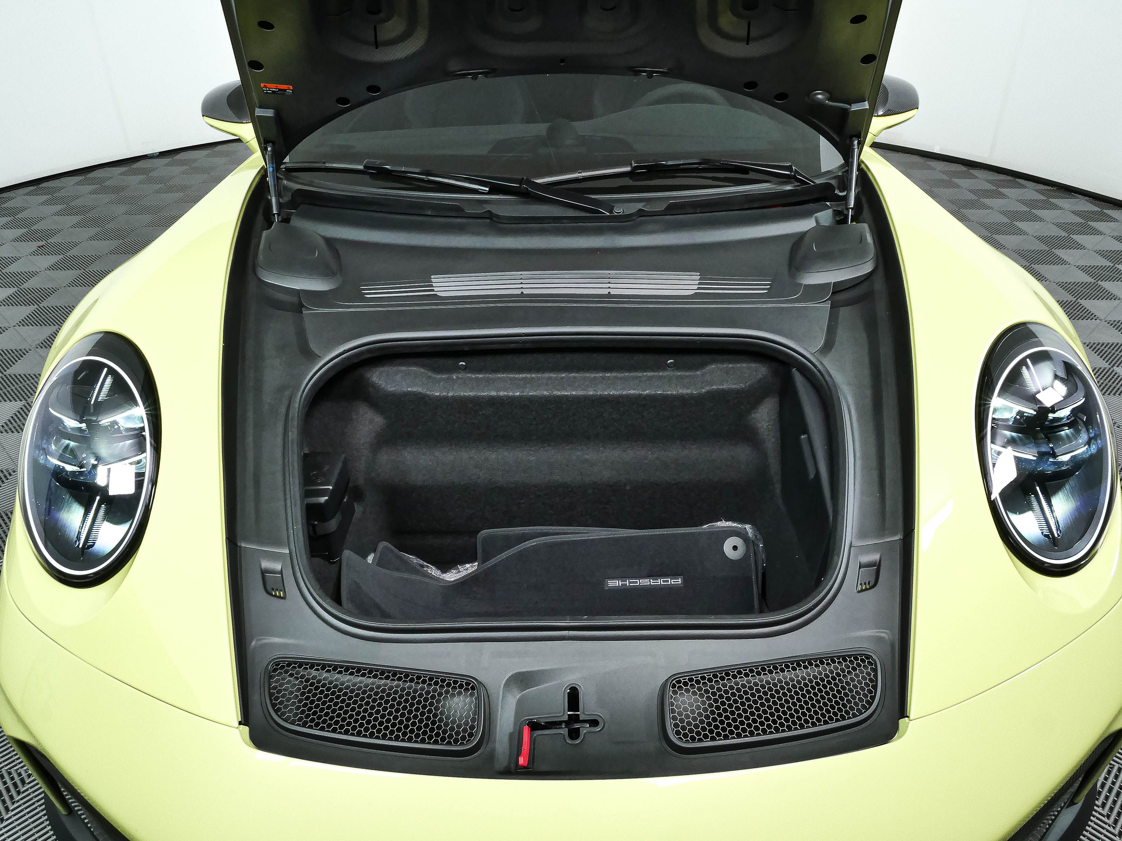 Certified 2026 Porsche 911 GT3 RWD image 30