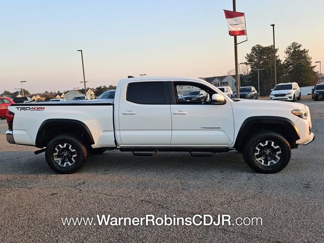 Used 2019 Toyota Tacoma TRD Off-Road image 14