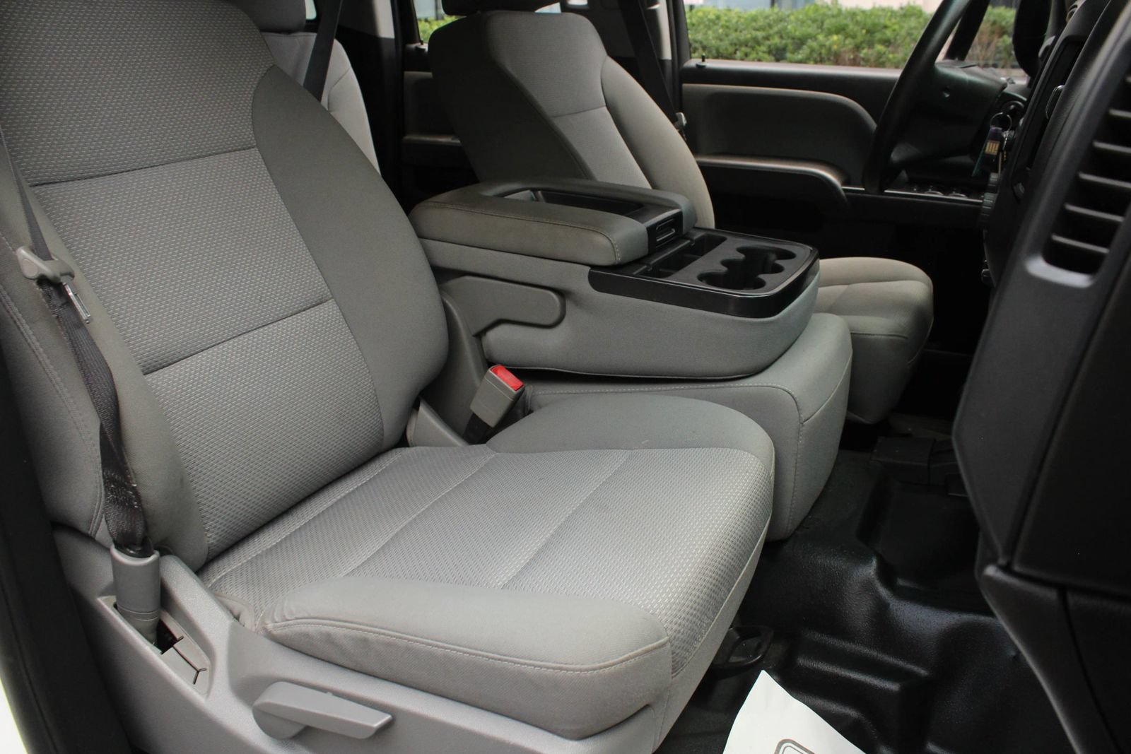 Used 2017 Chevrolet Silverado 1500 W/T AWD/4WD image 27