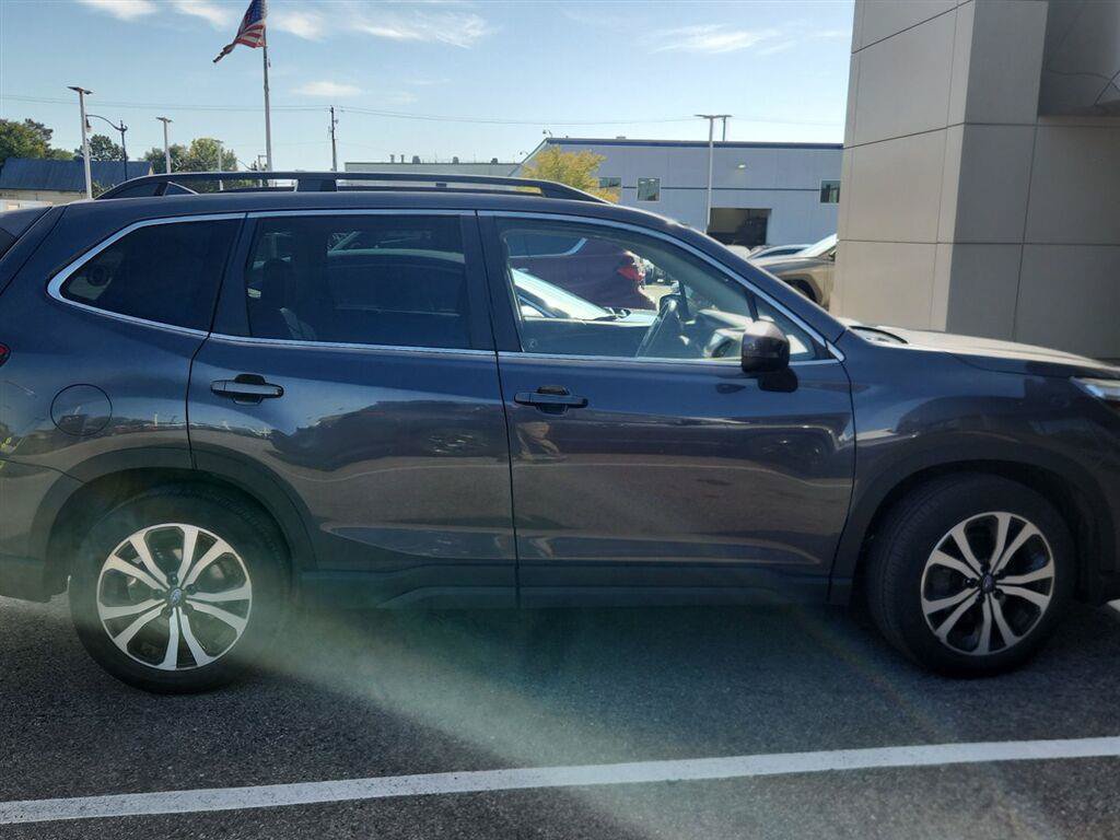 Used 2021 Subaru Forester Limited w/ Popular Package #3 AWD/4WD image 3