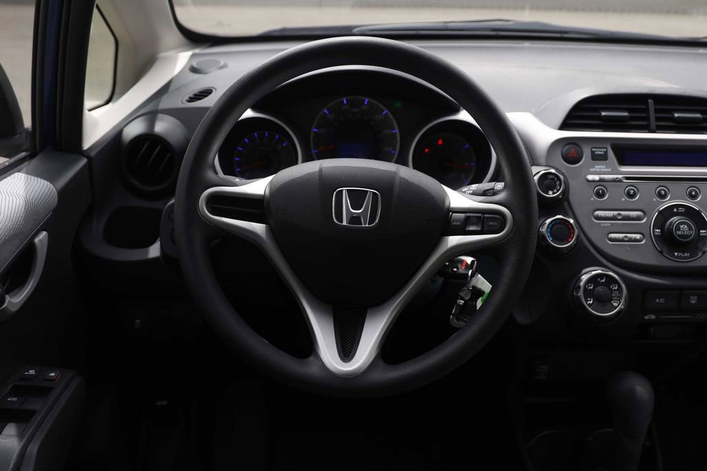 Used 2013 Honda Fit image 25