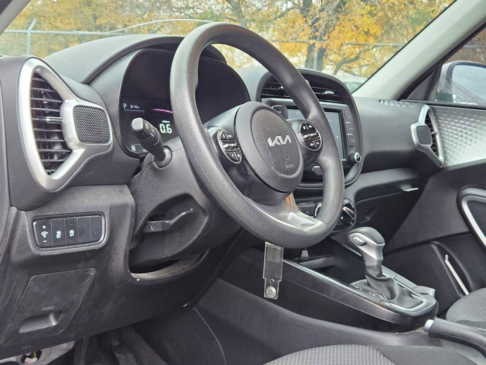 Used 2023 Kia Soul LX w/ Option Group 015 image 2