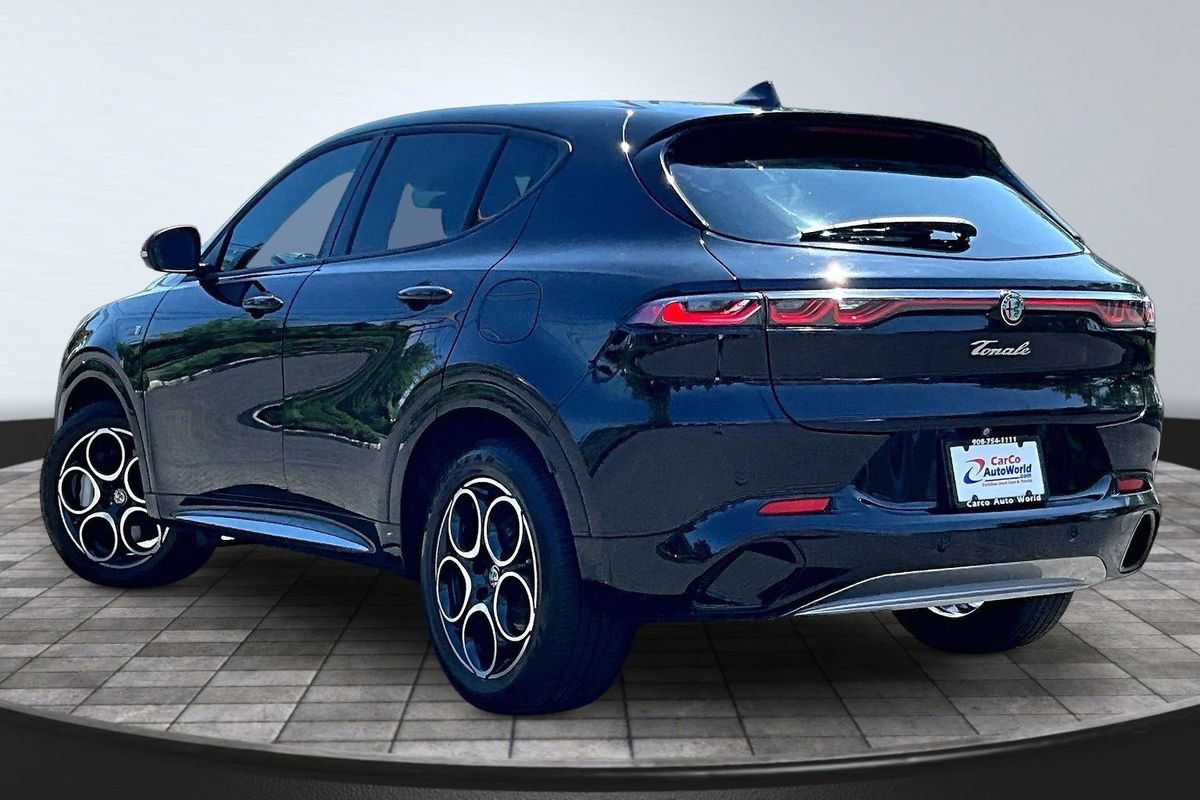 Used 2024 Alfa Romeo Tonale Ti AWD/4WD image 7