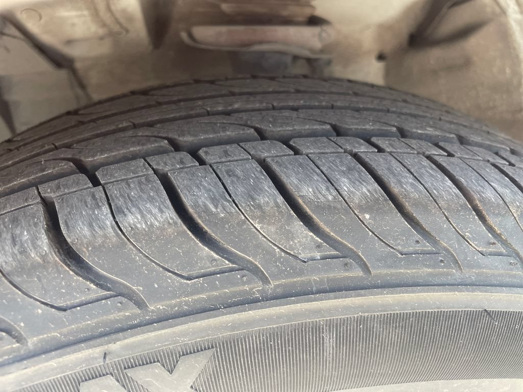 Certified 2024 Nissan Kicks SV FWD image 28