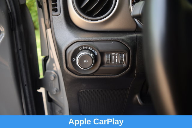 Used 2021 Jeep Wrangler Sport AWD/4WD image 7